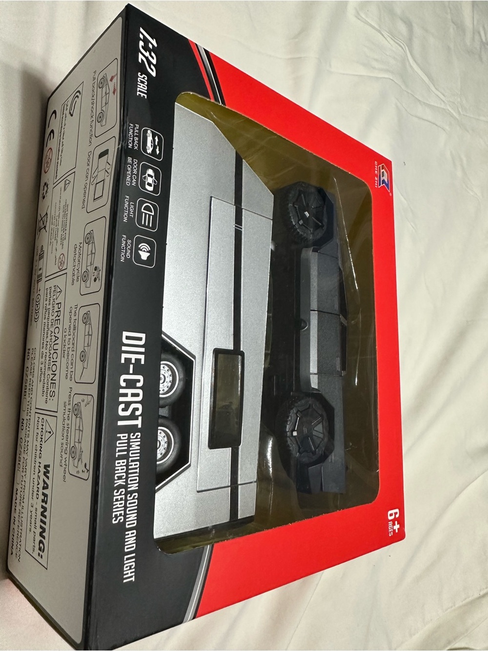 Che Zhi Tesla cybertruck and trailer  Silver & Black Die-Cast Pull Back Truck